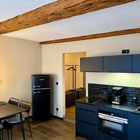Apartmenthaus Altstadt 1 *